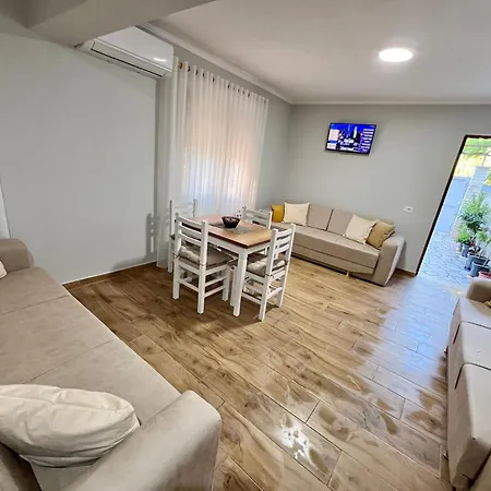 Floor 1 Appartement *