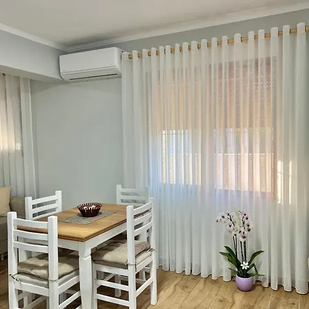 Floor 1 * Vlora